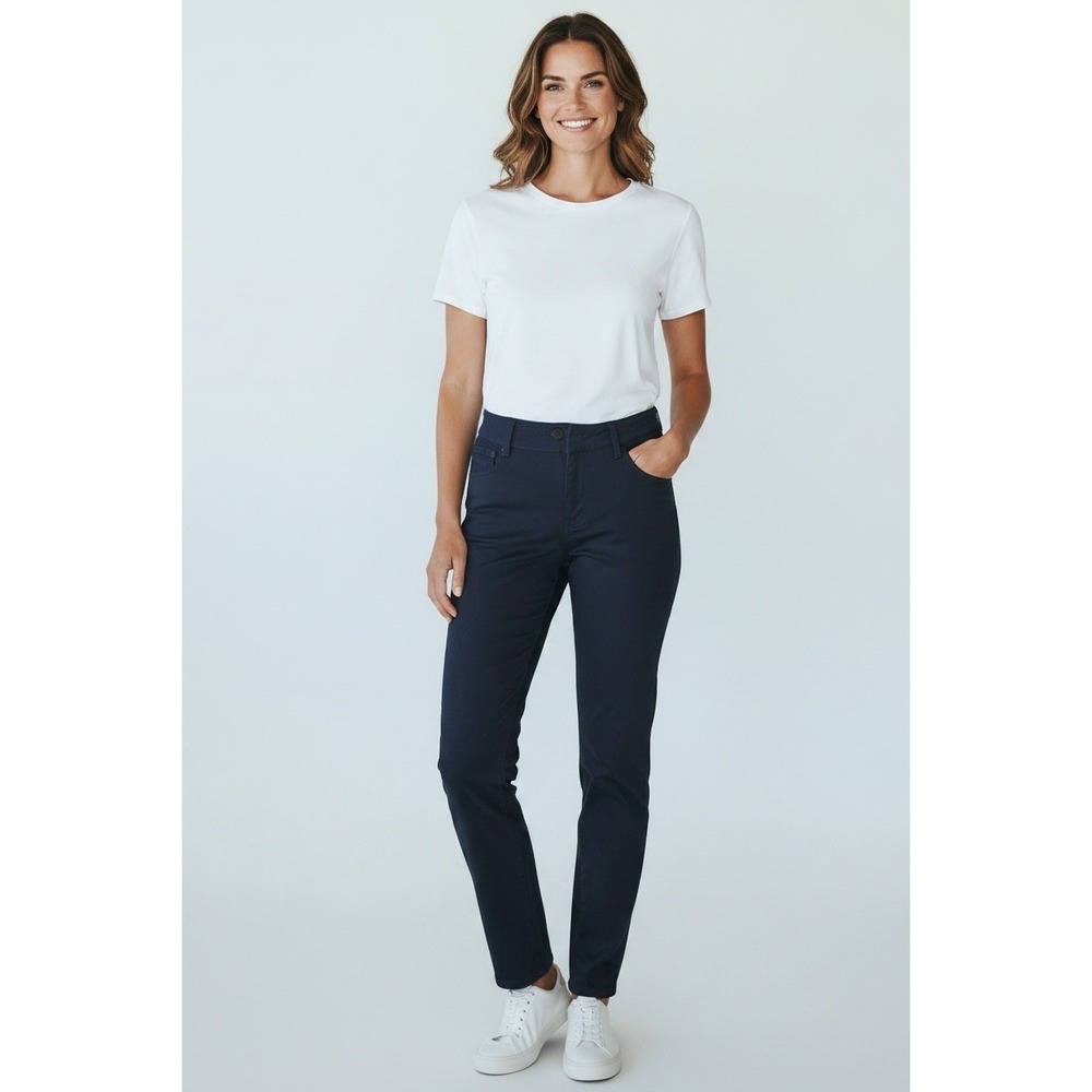 Old Navy Pixie Never-Fade Navy Blue Slim Straight Leg Chino Pants Womens size 4